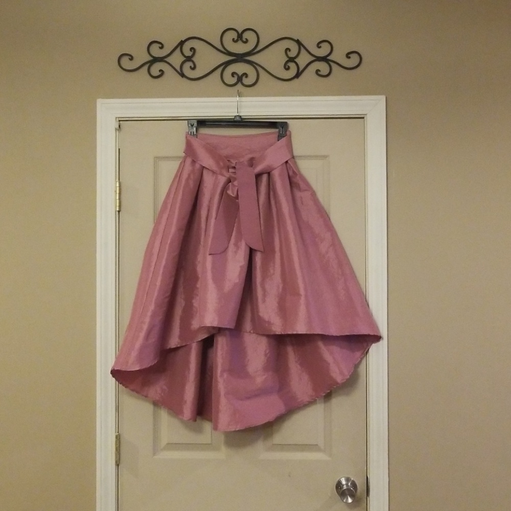 Haute Monde  high low mauve skirt